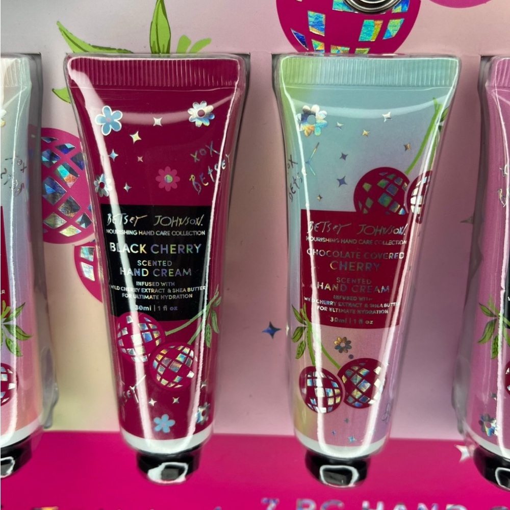 Betsey Johnson Hand Cream Lotions Set - Picture 3 of 7